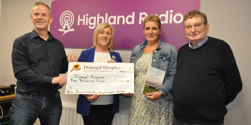 New book by Donegal reverend raises €25,000 for Donegal Hospice
