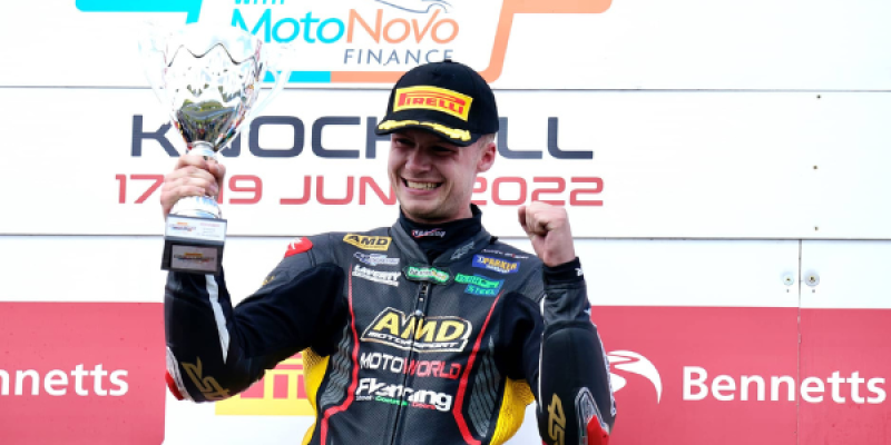 Brilliant maiden Superstock victory for Richard Kerr