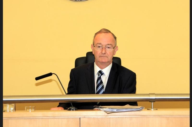 Tributes paid following death of former Donegal judge, Seamus Hughes