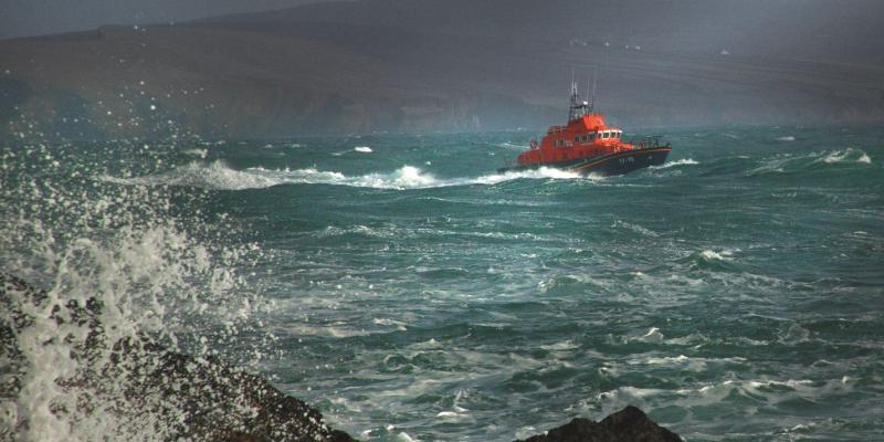 Fishermen rescued off Donegal coast overnight in difficult sea conditions