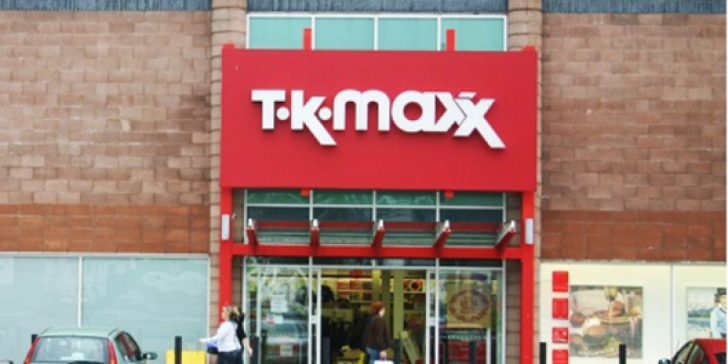 Man on theft charge 'couldn't afford new shoes', court hears 
