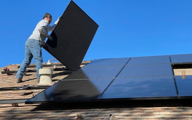 New planning permission exemptions announced for rooftop solar panels on homes and other buildings 