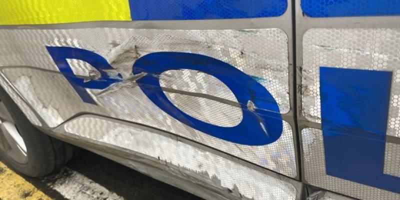 Car used to ram PSNI vehicle in Derry was bearing plates stolen in Donegal