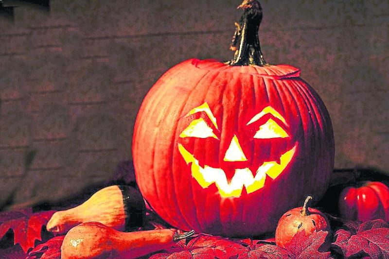 Advice from experts on how to keep your children safe over Halloween