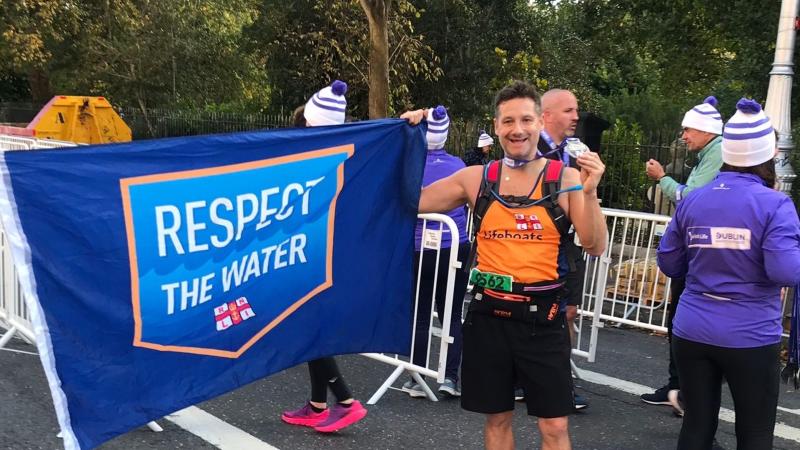 Man caught in a rip current in Donegal runs marathon in bare feet to thank RNLI
