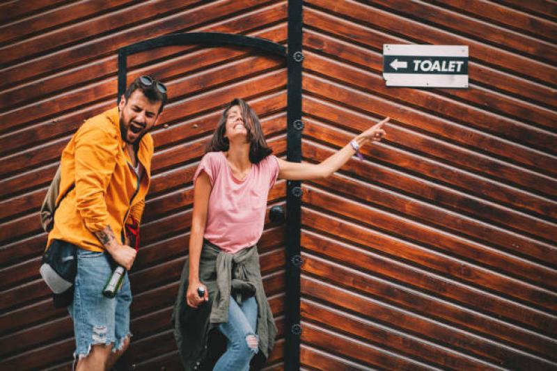 Ballybofey needs public toilets now, claims councillor