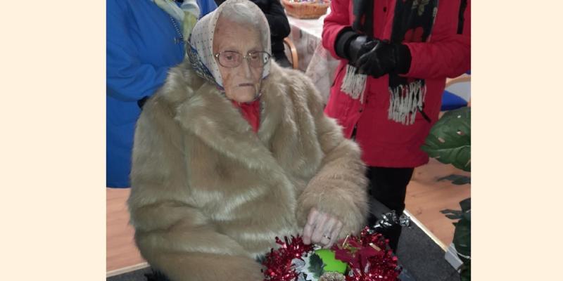 Ruby Druce sparks the Christmas cheer in Castlefin 