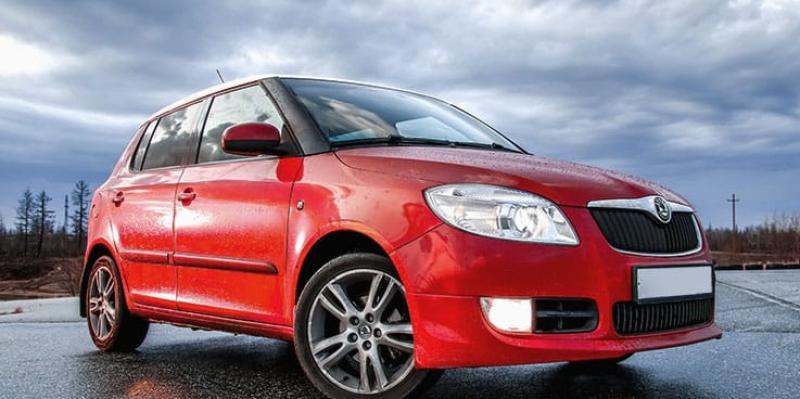 Gardai seek red Skoda Fabia after Ballyshannon crash