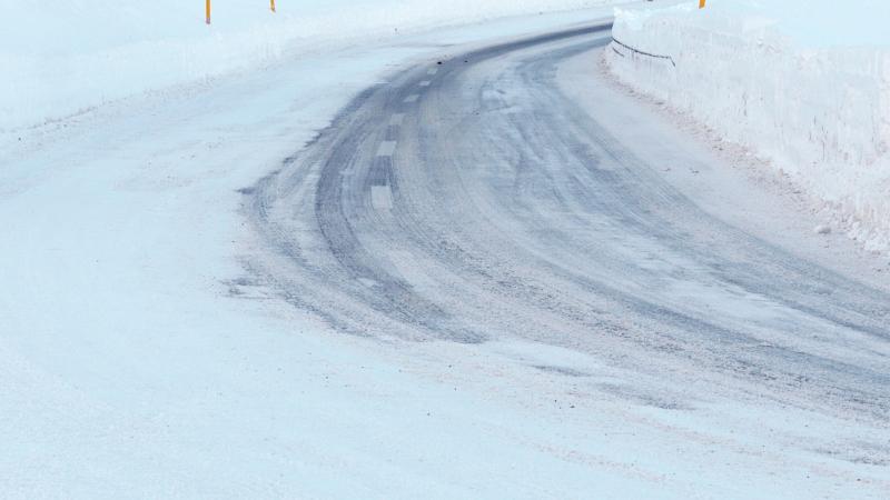 Road Safety Authority warn of 'hazardous conditions on roads and footpaths'