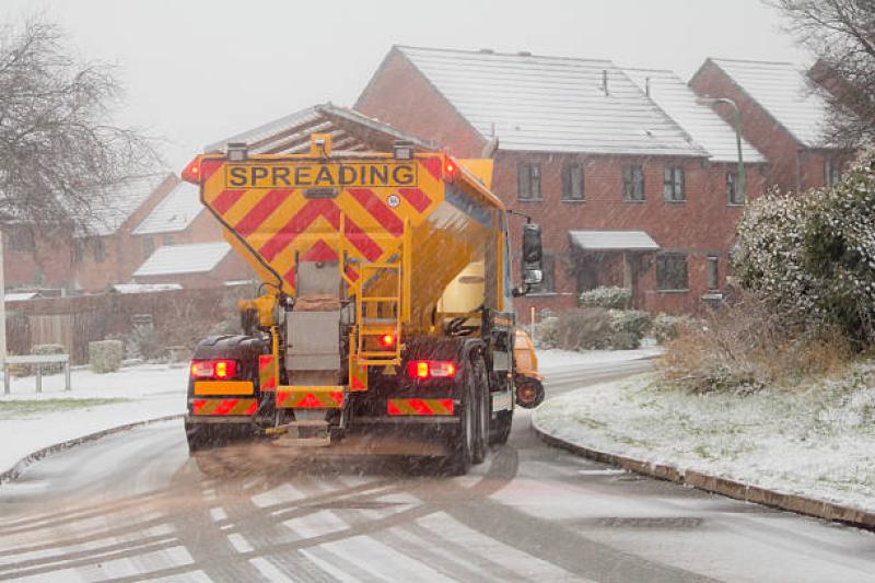 Early start for council gritting lorries