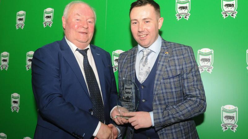 Lee Henderson’s fantastic contribution to hurling recognised by MacCumhaill’s