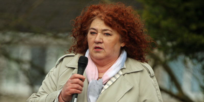 Mary T Sweeney