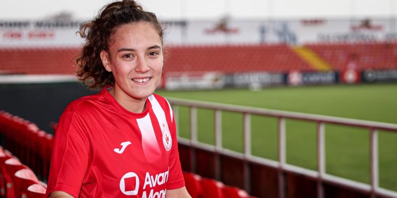 Jodie Loughrey checks in at  Sligo Rovers 