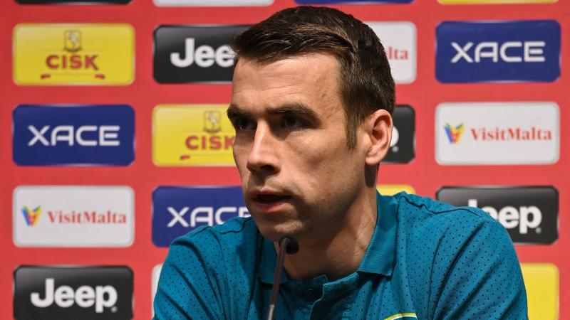 Watch: Seamus Coleman's bizarre yet brilliant winner for Everton