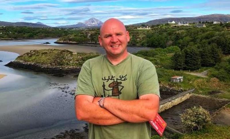 Major issues highlighted by independent councillor on firemen's picket line