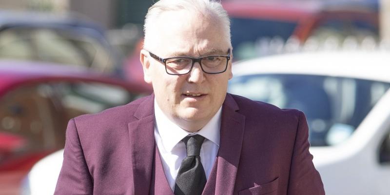 Donegal Councillor Frank McBrearty pledges to remain in meeting