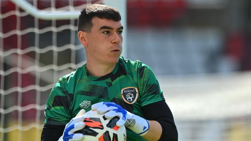 Former Finn Harps goalkeeper Luke McNicholas signs for Wrexham 
