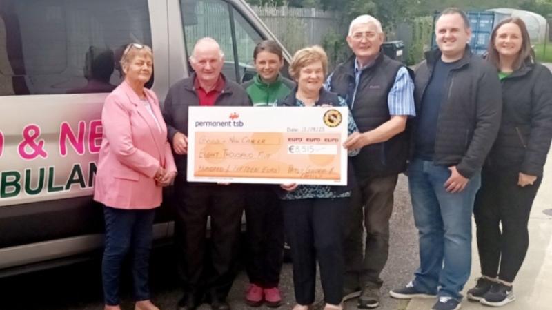 Patsy Gildea gives something back to cancer bus with €8,515 fundraiser in Ardara