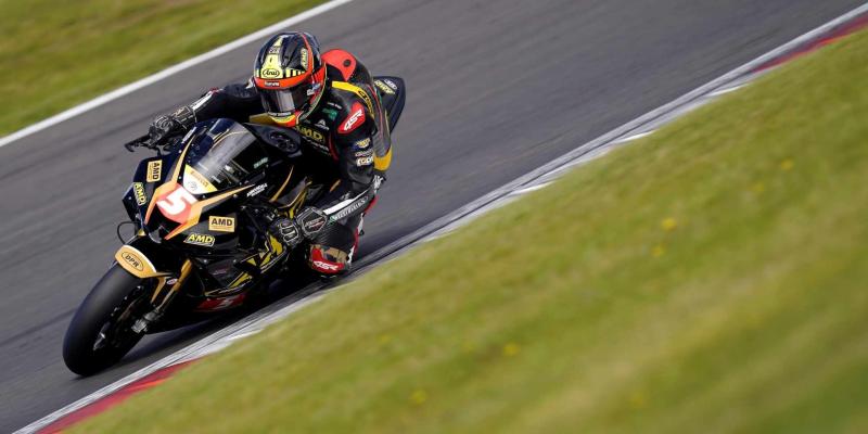 Richard Kerr recovers from early setback to stay in Championship hunt at Cadwell