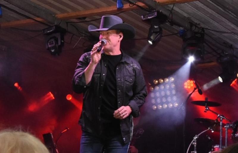 Robert Mizzell to play very special concert in Frosses church
