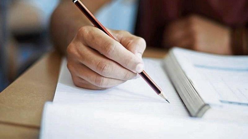 Over 2,500 Donegal students receive Junior Cert results today