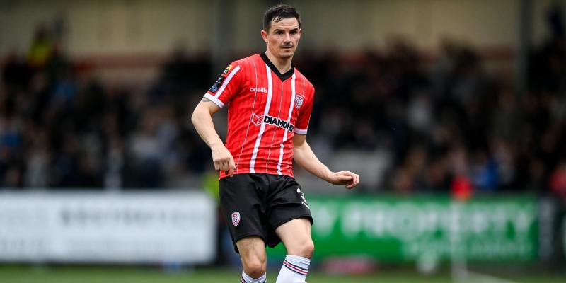 Ciaran Coll signs new contract at Derry City