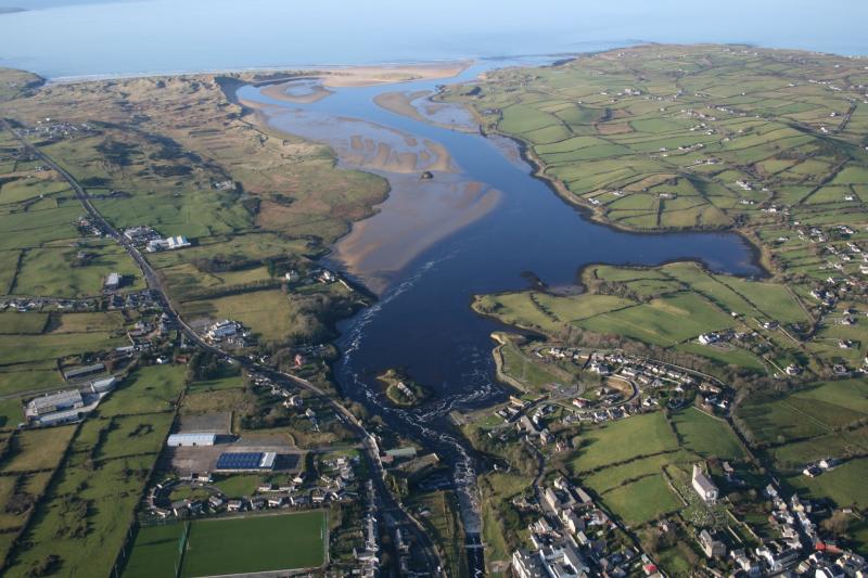 Auld Lang Syne sung quayside for emigrants leaving Ballyshannon 200 years ago