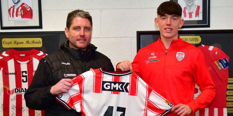 Luke O'Donnell signs first pro contract at Derry City