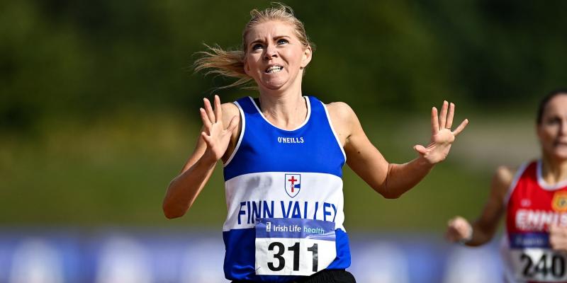 Catriona Devine clocks new Irish W50 record for a mile
