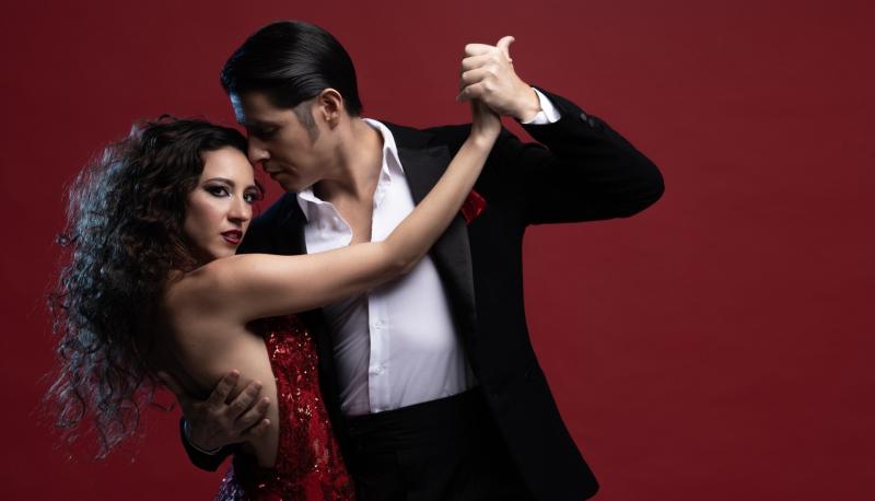 Experience and learn Argentine tango in Donegal with world class dancers