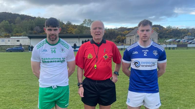 Naomh Muire  turn over Gaeil Fhánada  in Division 2