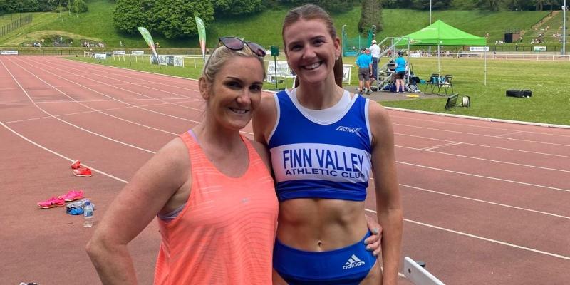 Arlene Crossan enters 54-second territory as Kelly McGrory makes winning hurdles return