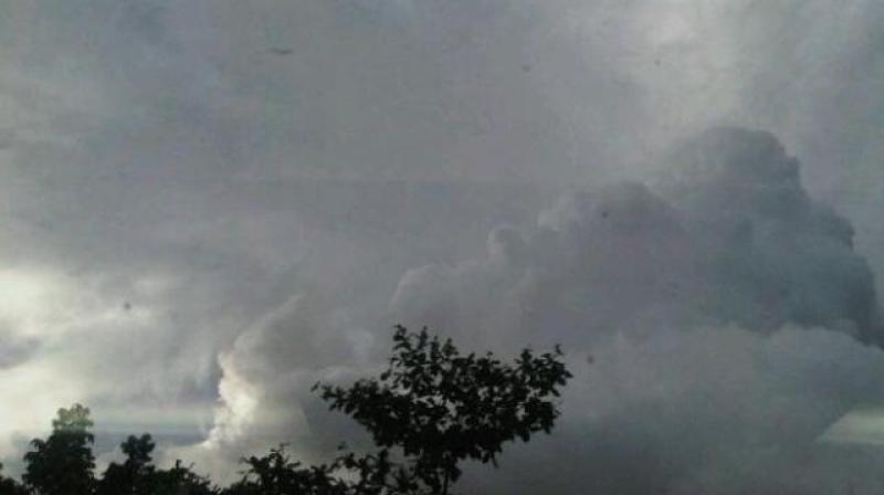 Orange Severe Weather Warning for Thunderstorm in Donegal this evening