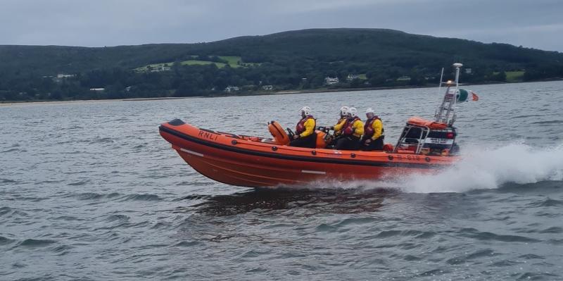 Three rescued after yacht encounters difficulty near Fahan