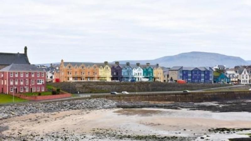Cash and valuables stolen in double Bundoran burglaries