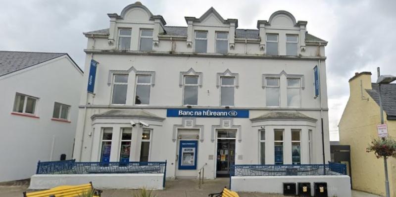 Plans for B&B, cafe at former Dungloe bank
