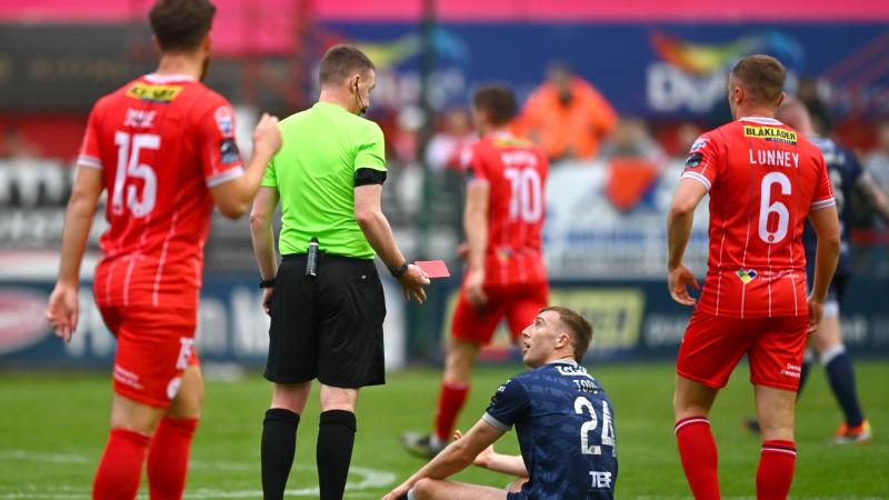 Derry City hold Shelbourne to a draw despite red card for Carndonagh man Sam Todd