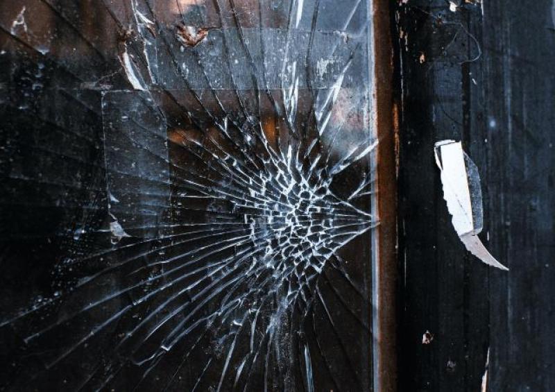 Group of youths reported for kicking front door of Milford house