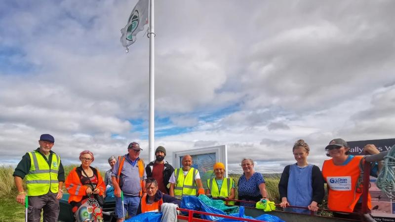 Last call for volunteers to join in Donegal’s big beach clean