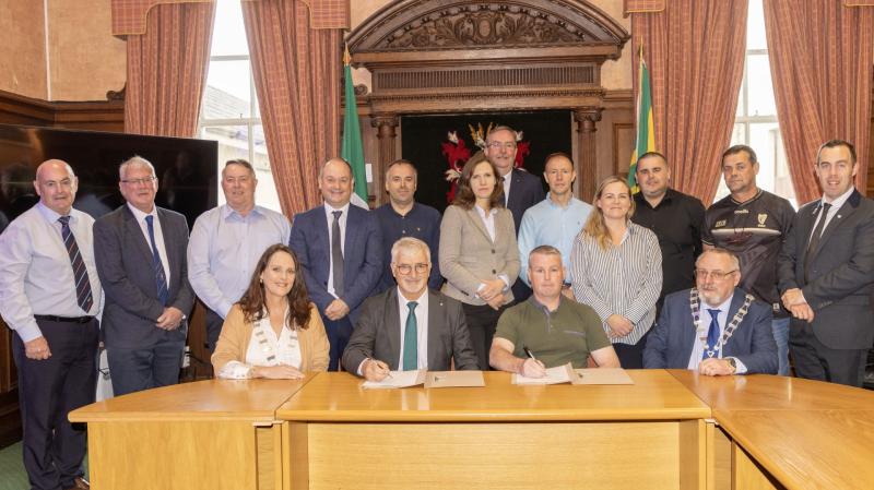 Contracts signed for 43 new housing units as part of Dungloe Social Housing Scheme