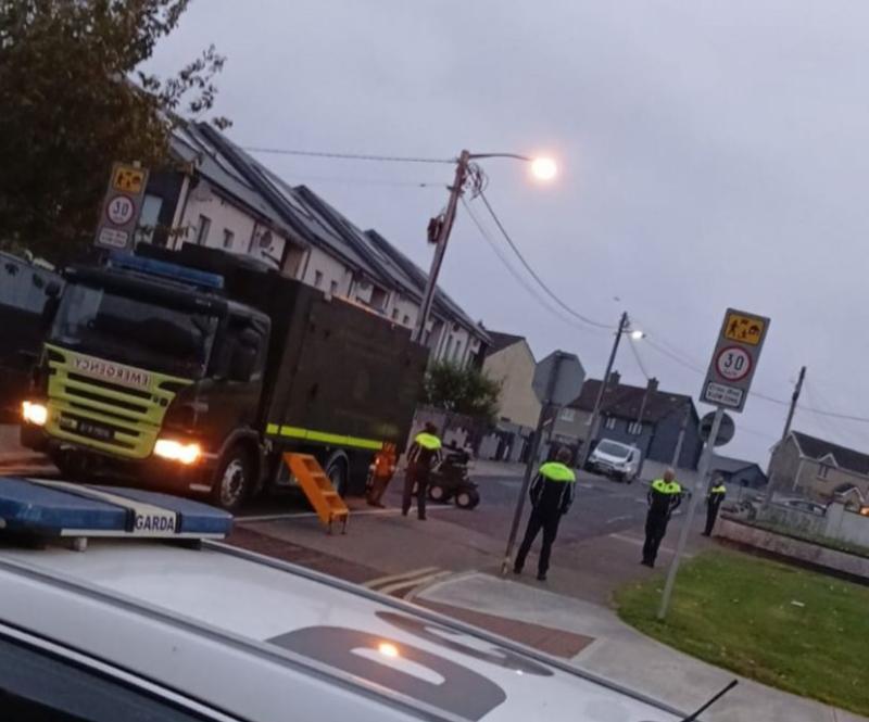 BREAKING: Defence Forces and gardaí remove suspected bomb from in Limerick city estate