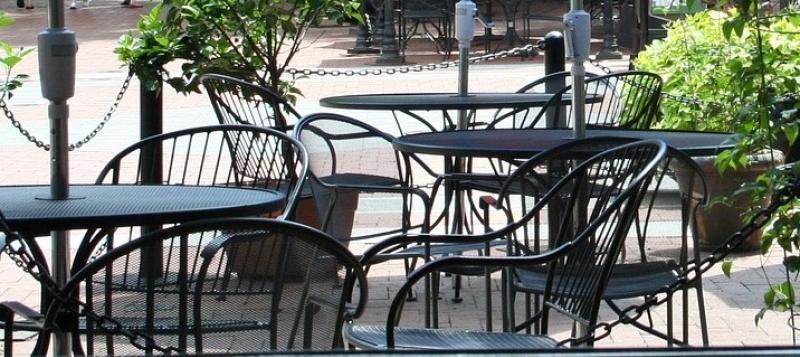 Appeal to Donegal businesses to remove sandwich boards and street furniture