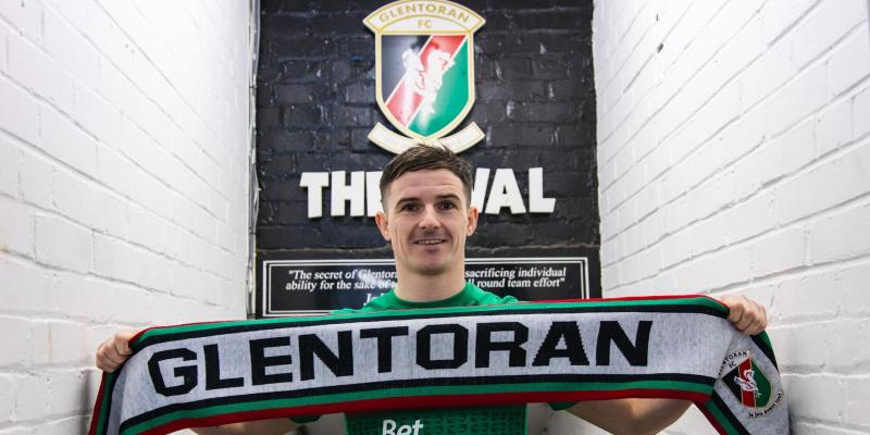 Ciaran Coll pens 18-month deal at Glentoran