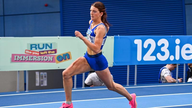 Arlene Crossan lowers Donegal record to seal place in National Indoor 400m final