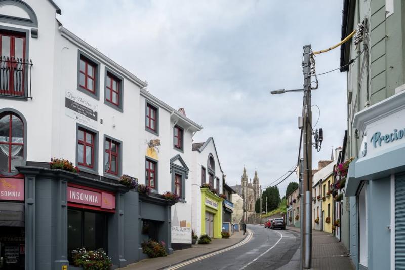 Teenager assaulted and has his money taken by two men in Letterkenny