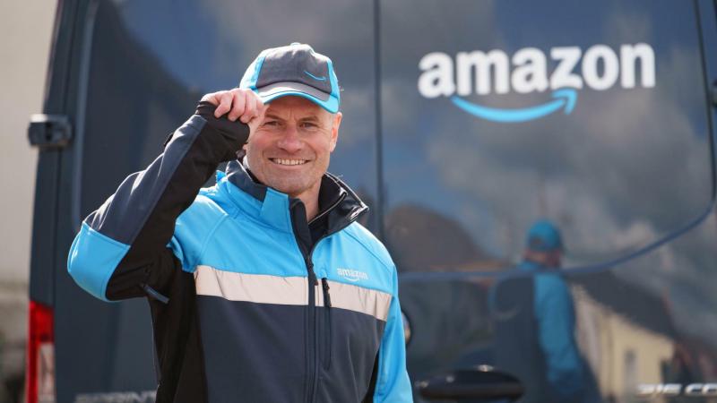 Amazon.ie launches in Ireland with a helping hand from Shay Given