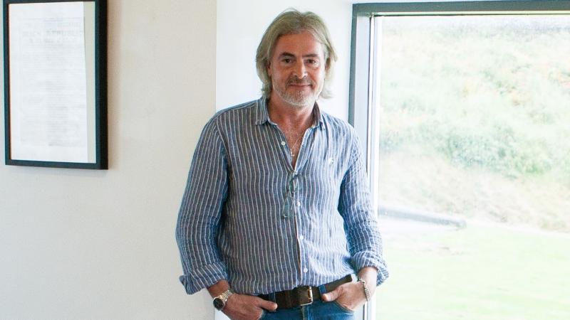 Artist Michael Friel: Drawing depth from life’s quiet moments