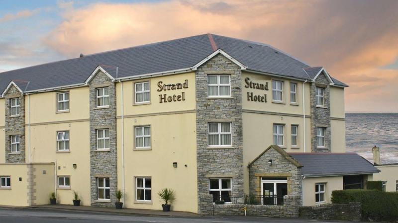 Sinn Fein's Padraig MacLochlainn &lsquo;totally opposed&rsquo; to IPAS centre in Ballyliffin