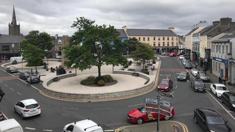 Vehicle vandalised in Donegal Town