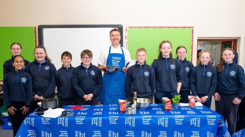 Tesco Ireland launches Stronger Starts Cooks programme in Portnoo primary school